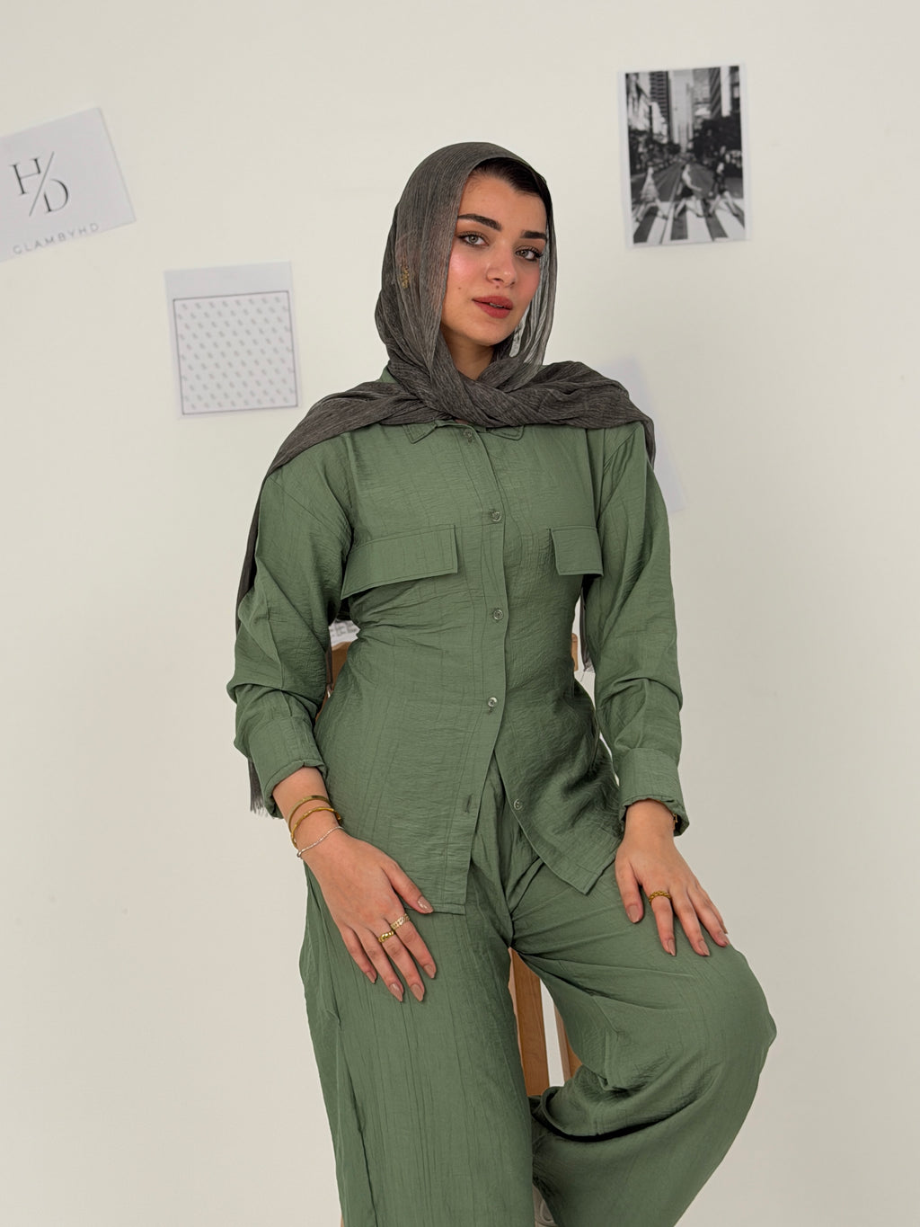 Green galaxy linen